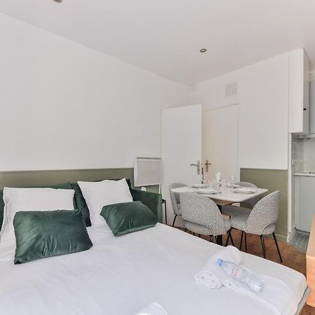 Independant Flat: Canal St Martin&Trains Stations! 巴黎 外观 照片